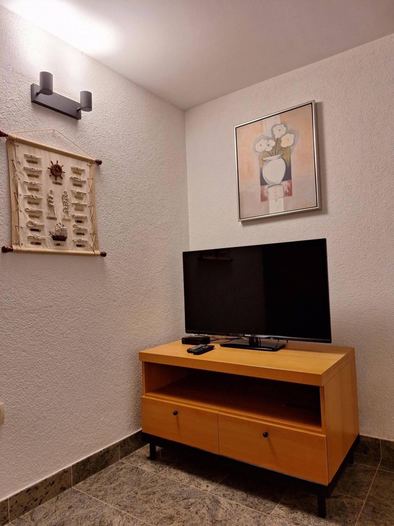 Apartments Romana Slatine Εξωτερικό φωτογραφία