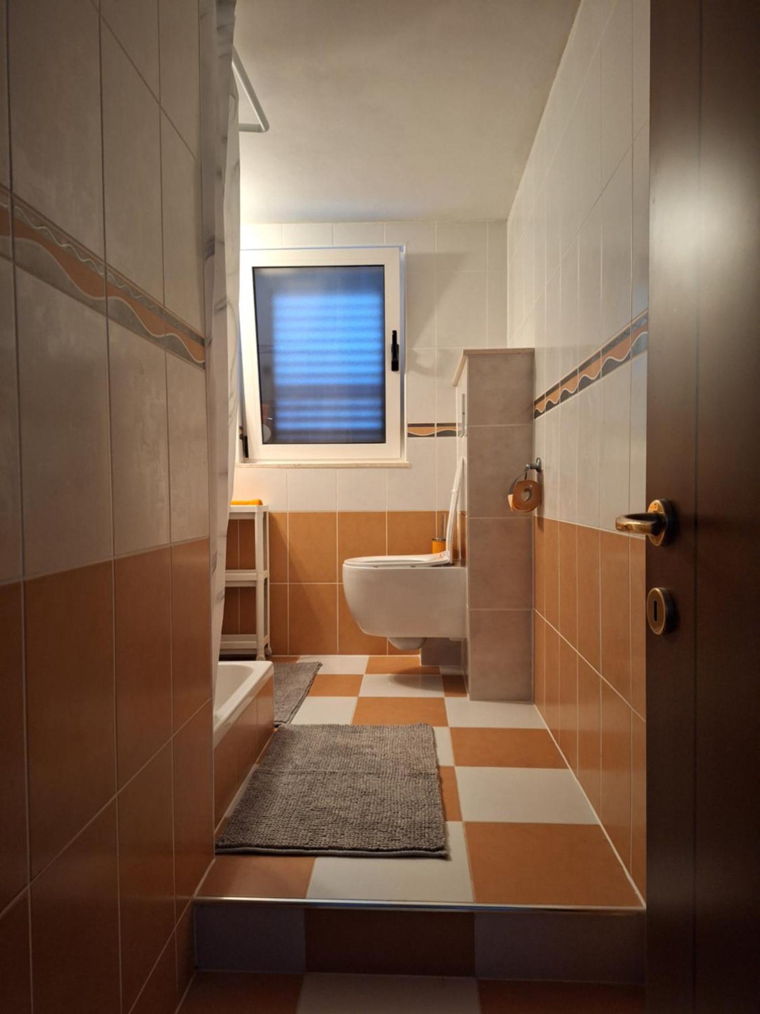 Apartments Romana Slatine Εξωτερικό φωτογραφία