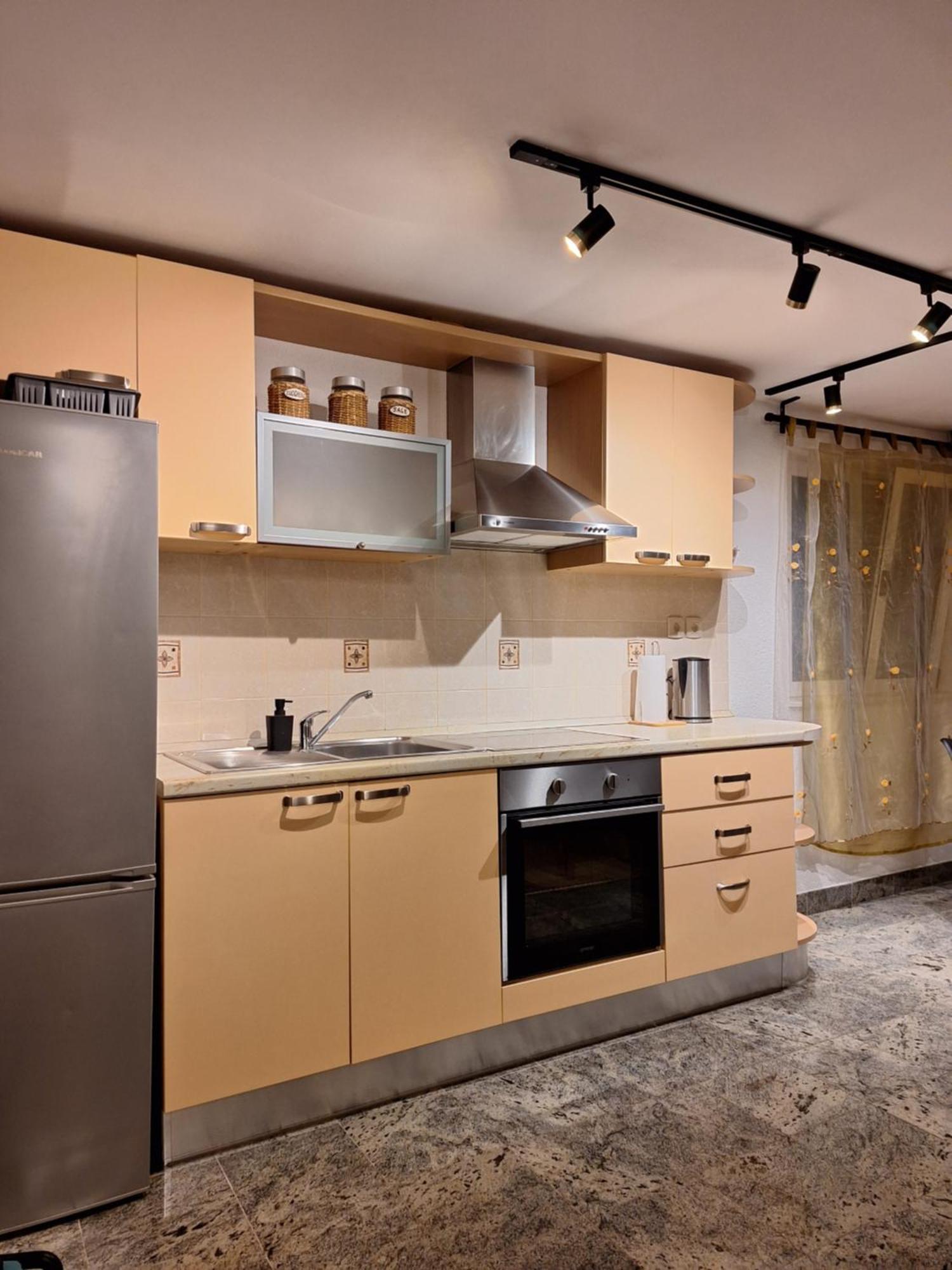 Apartments Romana Slatine Εξωτερικό φωτογραφία