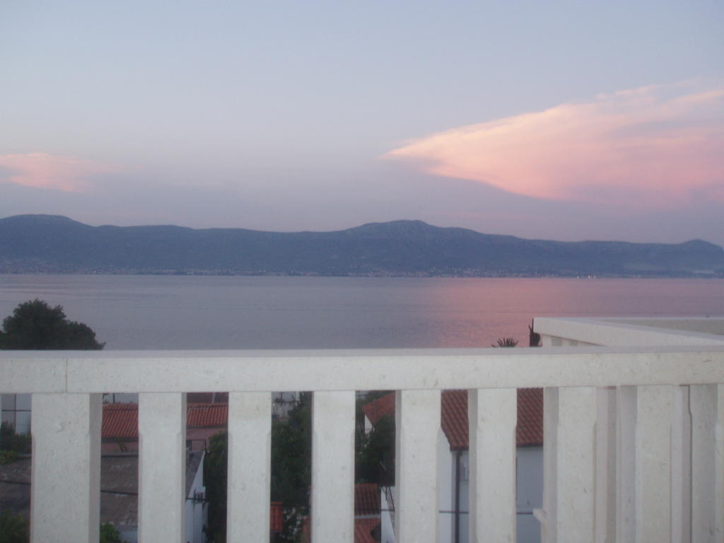 Apartments Romana Slatine Δωμάτιο φωτογραφία