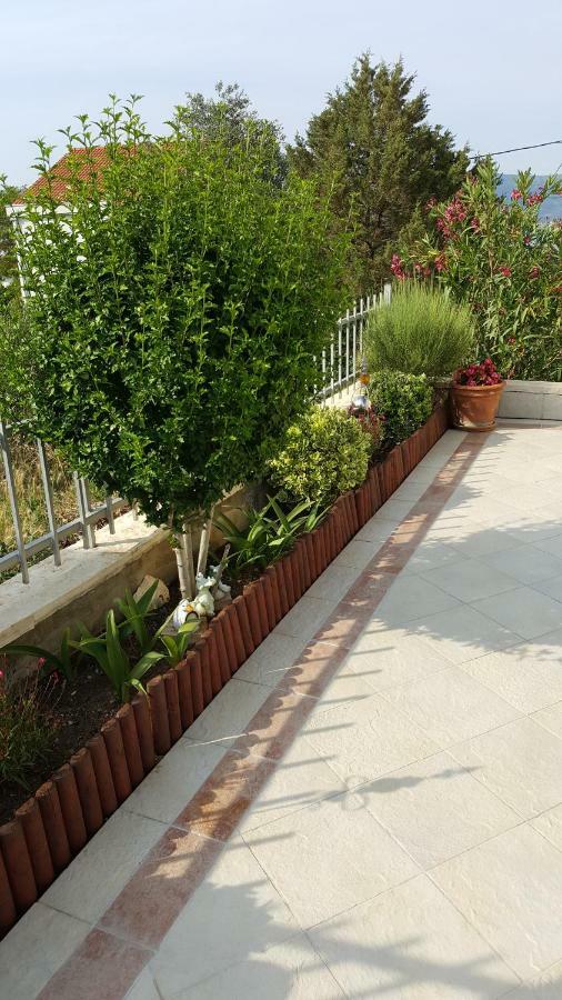 Apartments Romana Slatine Εξωτερικό φωτογραφία